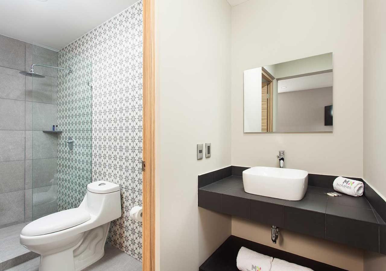 Hotel Mx Zocalo Kota Meksiko Bagian luar foto