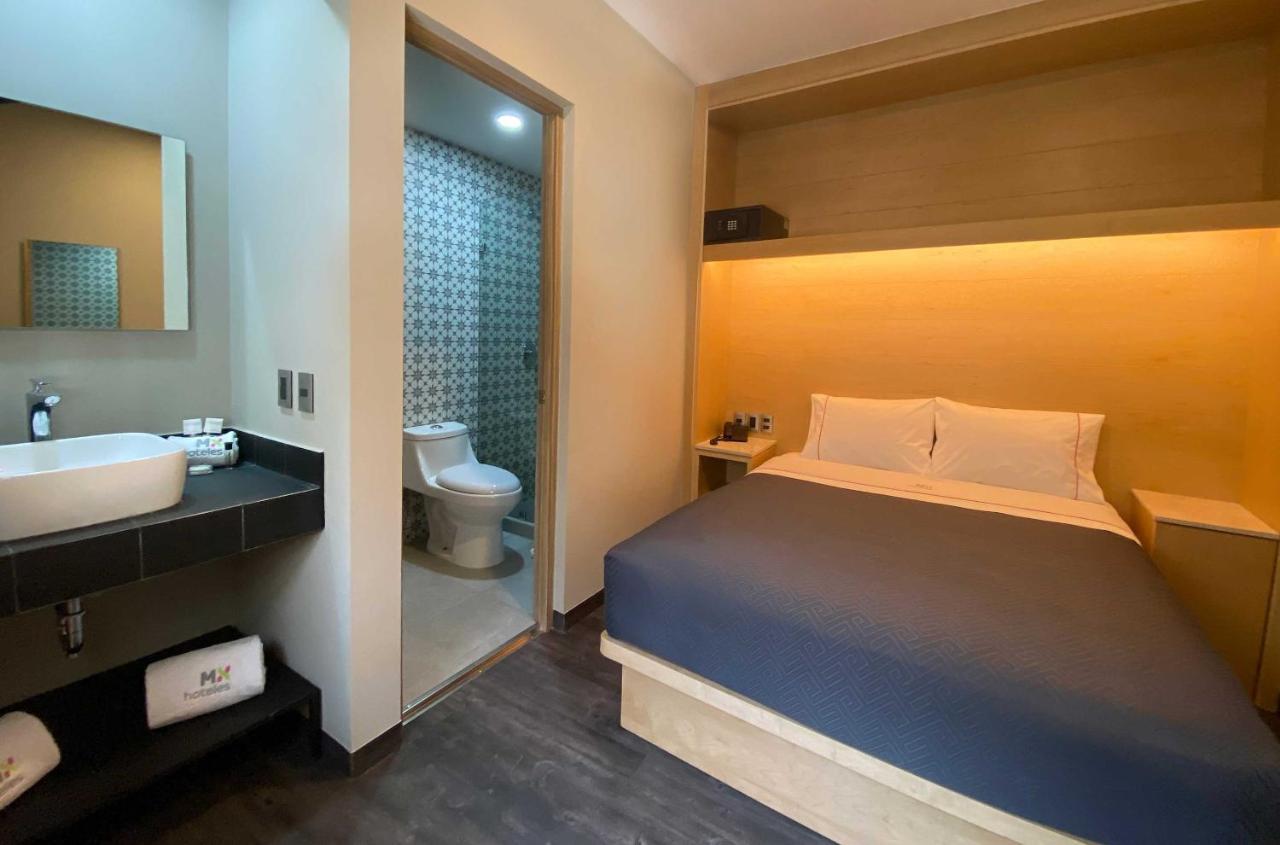 Hotel Mx Zocalo Kota Meksiko Bagian luar foto