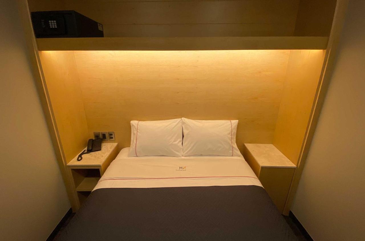 Hotel Mx Zocalo Kota Meksiko Bagian luar foto